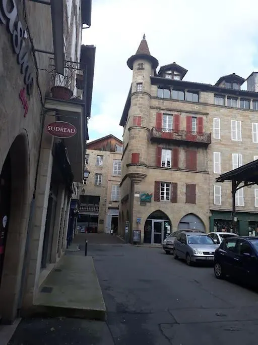 Grande Maison Quercynoise Avec Piscine Figeac Γαλλία